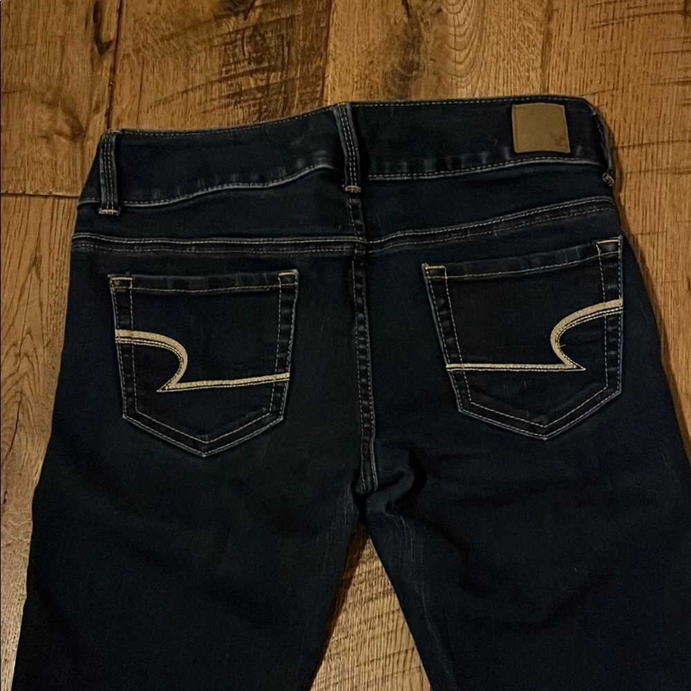 American eagle size 2 artist Jean capris